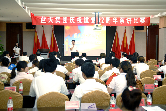 2021款美规全新奔跑GLS450国六顶配天